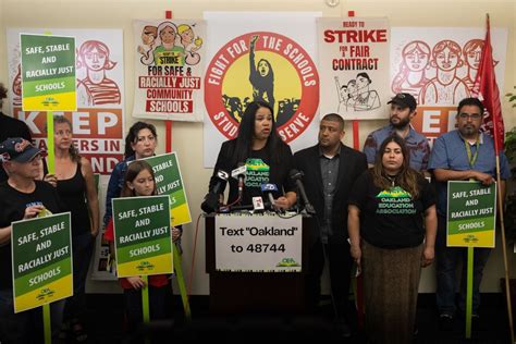 Oakland teachers union votes to authorize strike